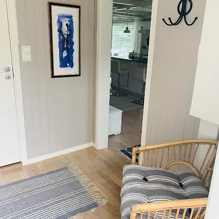 Renovated Sea Facing Cottage On The Eidanger Fjord Porsgrunn Exterior photo